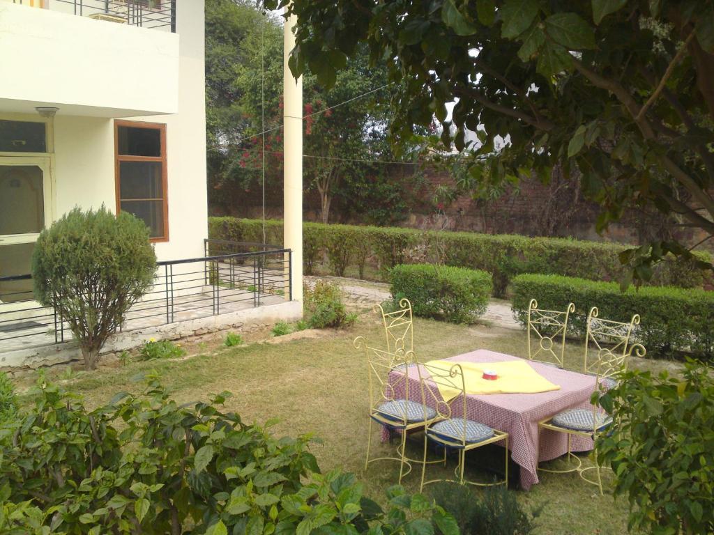 Swaraj Resorts Bharatpur Exterior photo