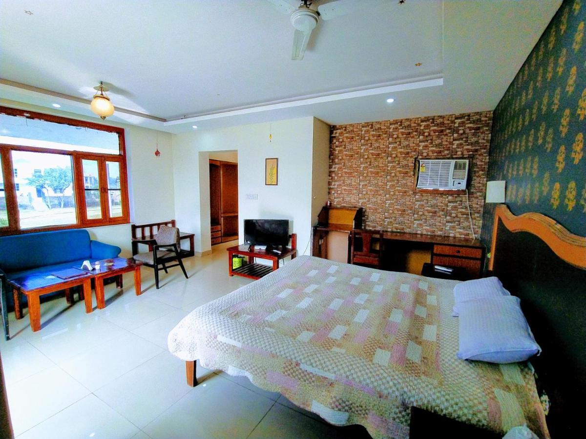Swaraj Resorts Bharatpur Exterior photo